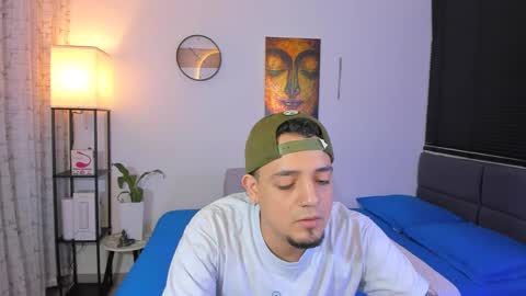 kendel_dimitri online show from May 14, 2026, 2:07 am