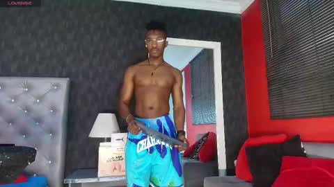 Kender online show from September 28, 2025, 8:03 pm