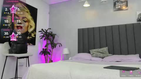 Snapshot of kendra_london chatting on May 7, 2026, 11:04 am Kendra London online show from May 7, 2026, 11:04 am