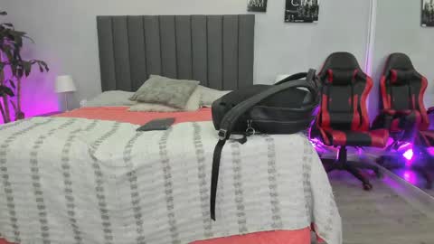 Snapshot of kendra_london chatting on May 16, 2026, 11:09 am Kendra London online show from May 16, 2026, 11:09 am