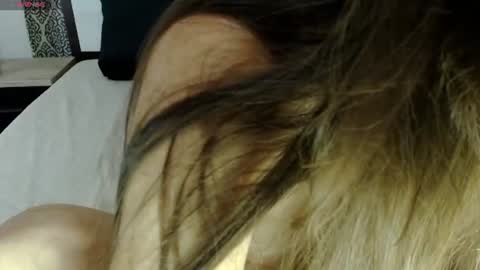 Snapshot of kendra_squirts chatting on July 11, 2026, 6:05 am Kendra online show from July 11, 2026, 6:05 am