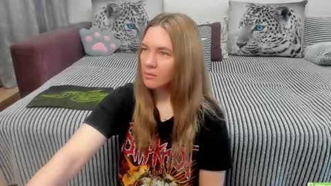 Snapshot of kendra_xx_ chatting on May 12, 2026, 11:46 pm Kendra online show from May 12, 2026, 11:46 pm
