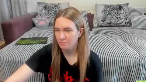 Snapshot of kendra_xx_ chatting on May 16, 2026, 12:18 am Kendra online show from May 16, 2026, 12:18 am