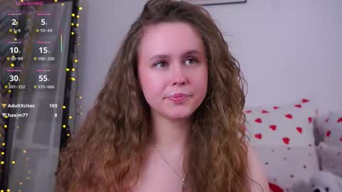 Kira online show from March 10, 2026, 10:04 pm