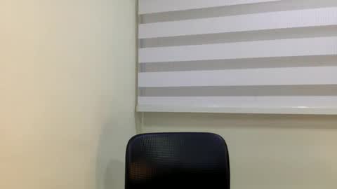 kendylove_ online show from April 20, 2026, 4:15 am