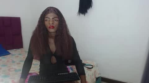 kenia_nihiara online show from June 7, 2026, 6:28 am