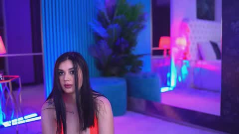 Kendra online show from January 18, 2026, 3:05 pm