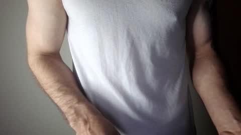 Snapshot of kennerfox77 chatting on February 9, 2025, 1:11 am Kennfox777 online show from February 9, 2025, 1:11 am