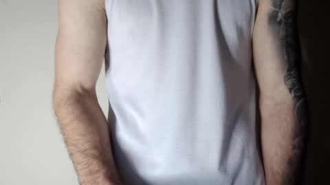 Snapshot of kennerfox77 chatting on March 6, 2025, 7:14 am Kennfox777 online show from March 6, 2025, 7:14 am