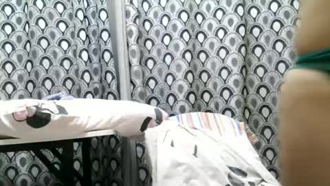 jeanny online show from June 18, 2026, 4:24 am