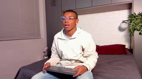 Kenny Thompson online show from March 15, 2026, 8:04 pm