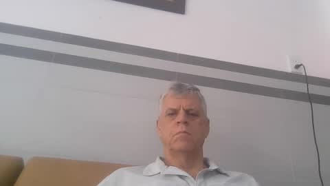 Snapshot of kent_ham chatting on January 8, 2026, 3:42 am kent_ham online show from January 8, 2026, 3:42 am