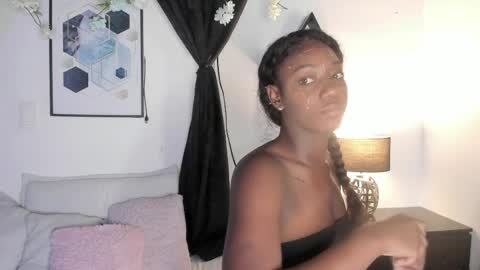 KENTHA  online show from April 7, 2026, 10:26 am