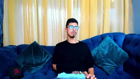 Keny Romero online show from July 17, 2026, 1:51 pm