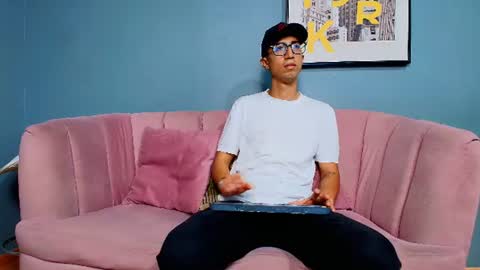 Keny Romero online show from July 25, 2026, 7:33 pm