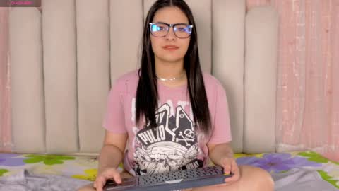Snapshot of keny_williams chatting on May 3, 2026, 4:07 am Keny online show from May 3, 2026, 4:07 am