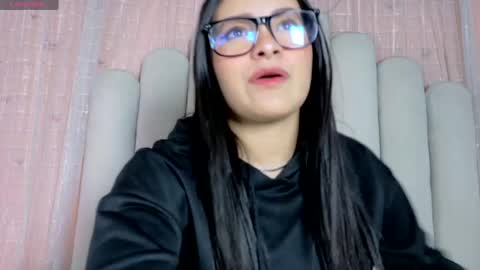 Snapshot of keny_williams chatting on May 27, 2026, 3:14 am Keny online show from May 27, 2026, 3:14 am