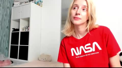 Snapshot of kenziedawton chatting on March 6, 2025, 6:30 am Kenzie online show from March 6, 2025, 6:30 am