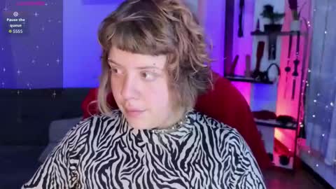 Kenzie online show from February 15, 2026, 11:56 pm