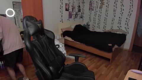 Snapshot of keorinav chatting on November 26, 2025, 11:11 am Looking for a moderator I PVT IS OPEN online show from November 26, 2025, 11:11 am