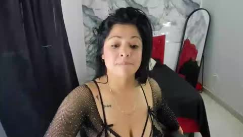 kerena929004 online show from March 6, 2026, 3:41 pm