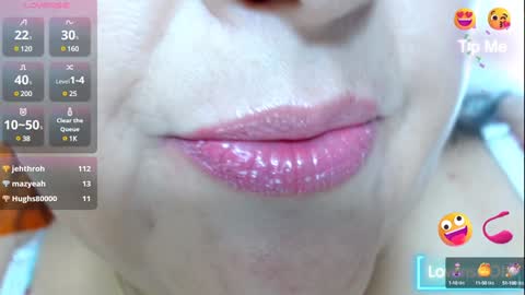 Snapshot of kerly_doll chatting on January 4, 2025, 10:34 pm K E R L Y online show from January 4, 2025, 10:34 pm