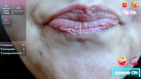 Snapshot of kerly_doll chatting on January 26, 2025, 7:31 pm K E R L Y online show from January 26, 2025, 7:31 pm