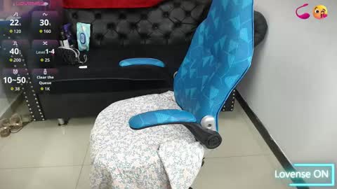 Snapshot of kerly_doll chatting on September 17, 2025, 11:34 am K E R L Y online show from September 17, 2025, 11:34 am