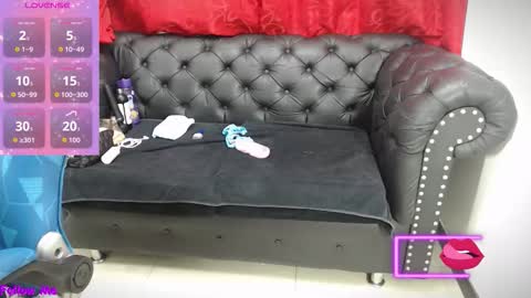 Snapshot of kerly_doll chatting on September 26, 2025, 11:47 am K E R L Y online show from September 26, 2025, 11:47 am