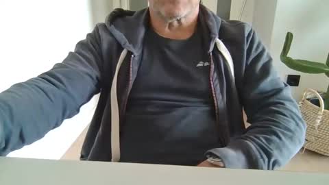 Anton online show from May 1, 2026, 9:36 am