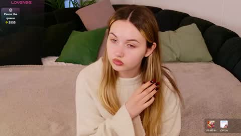 kerry_mell online show from April 20, 2026, 12:08 pm