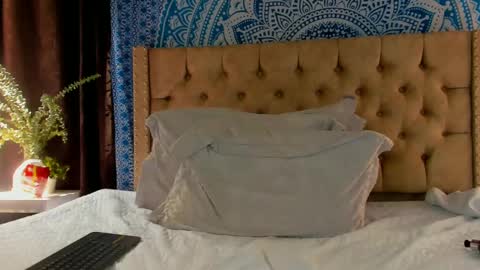 Kery Hillson online show from December 13, 2024, 5:00 pm