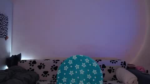 Snapshot of kesha_muah chatting on April 16, 2026, 3:46 pm kesha online show from April 16, 2026, 3:46 pm