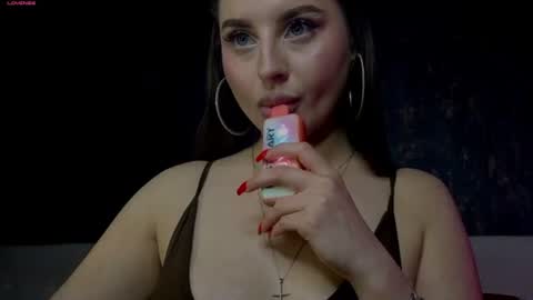 Kessy online show from July 14, 2026, 9:42 pm