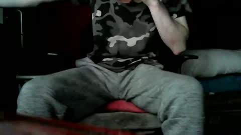 Snapshot of kev19922 chatting on March 15, 2026, 12:16 am kev19922 online show from March 15, 2026, 12:16 am