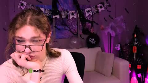 kevi here online show from October 27, 2025, 6:56 pm