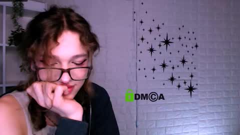 kevi here online show from November 18, 2025, 8:13 pm