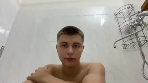 Snapshot of keviinx444 chatting on August 7, 2026, 3:03 pm Keva online show from August 7, 2026, 3:03 pm