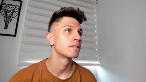 Snapshot of kevin_ahs1 chatting on December 22, 2024, 6:59 pm Kevin Ahs online show from December 22, 2024, 6:59 pm