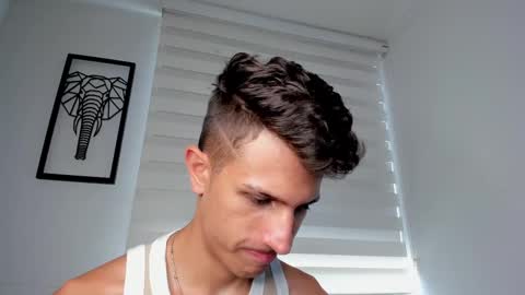 Snapshot of kevin_ahs1 chatting on February 13, 2025, 6:05 pm Kevin Ahs online show from February 13, 2025, 6:05 pm