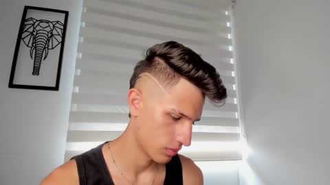 Snapshot of kevin_ahs1 chatting on February 14, 2025, 3:26 pm Kevin Ahs online show from February 14, 2025, 3:26 pm