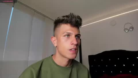 Snapshot of kevin_ahs1 chatting on September 29, 2025, 10:47 pm Kevin Ahs online show from September 29, 2025, 10:47 pm