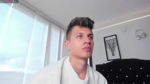 Snapshot of kevin_ahs1 chatting on November 13, 2025, 9:03 pm Kevin Ahs online show from November 13, 2025, 9:03 pm