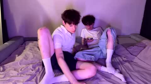 Snapshot of kevin_bucks chatting on February 10, 2026, 1:15 pm Kevin online show from February 10, 2026, 1:15 pm