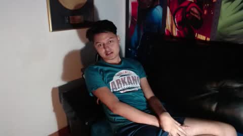 Snapshot of kevin_charless chatting on February 28, 2026, 11:33 am Kevin online show from February 28, 2026, 11:33 am