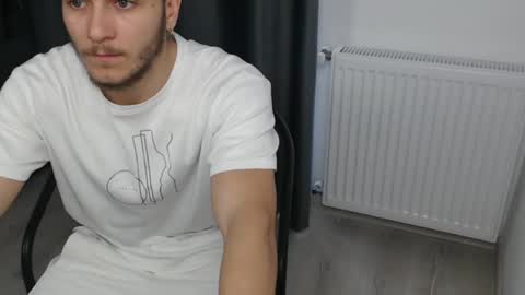 Snapshot of kevin_hot226 chatting on March 2, 2025, 11:39 am Kevin69 online show from March 2, 2025, 11:39 am