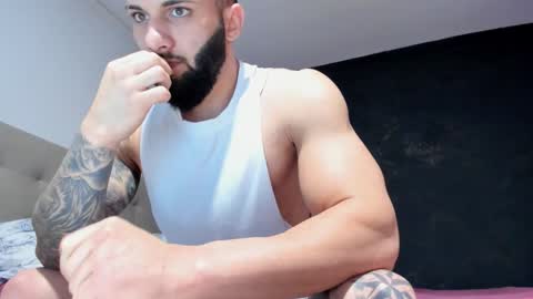 Snapshot of kevin_muscle1 chatting on March 26, 2026, 10:54 am Kevin online show from March 26, 2026, 10:54 am