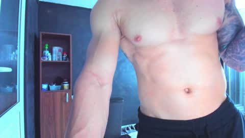 Snapshot of kevin_muscle1 chatting on March 30, 2026, 6:53 pm Kevin online show from March 30, 2026, 6:53 pm