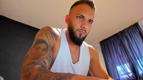 Snapshot of kevin_muscle1 chatting on April 29, 2026, 9:46 am Kevin online show from April 29, 2026, 9:46 am