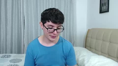 Kevin online show from October 16, 2025, 10:00 pm